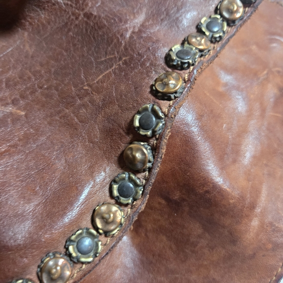 Campomaggi Distressed Brown Leather Shoulder Bag - Picture 5 of 9